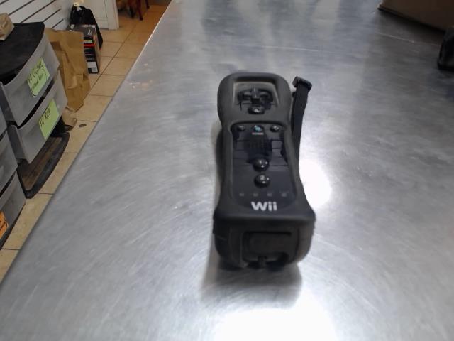 Manette wii noire + cover