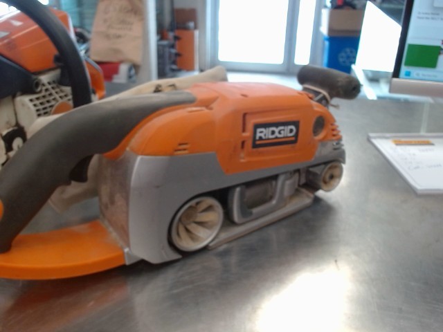 Sableuse a ruban ridgid elect
