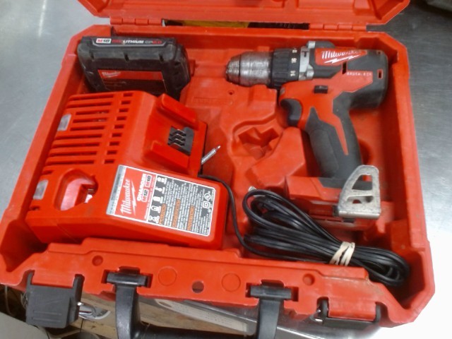 Kit drill+batterie+chargeur dcase