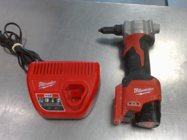 Rivert tool+batm12+chargeur