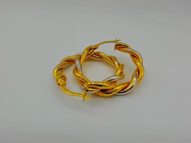 BOUCLES D OREILLES EN OR 10KT