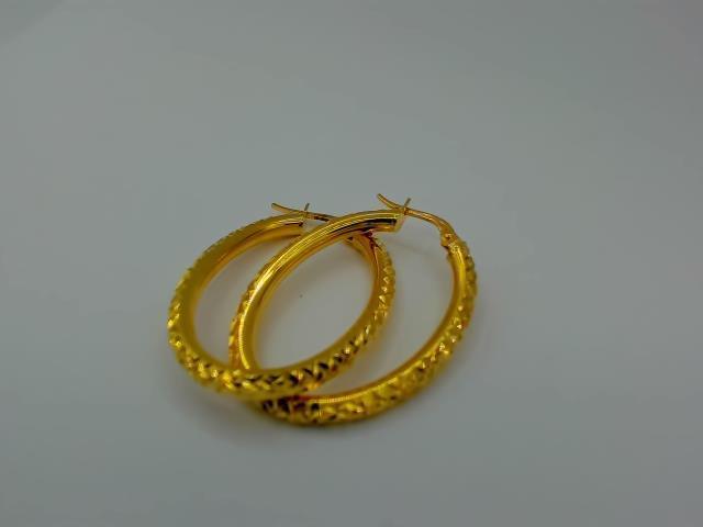 BOUCLES D OREILLES EN OR 10KT