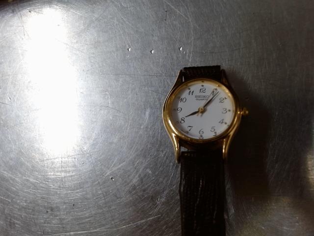 Montre femme plaqu or 90's