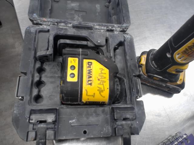Dewalt greeen laser in case