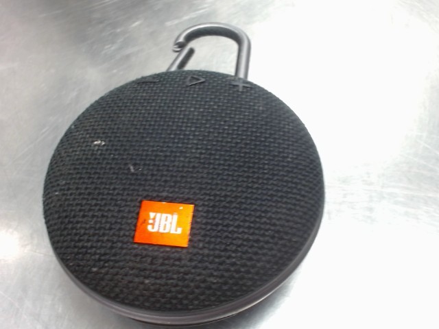 Petit speaker bluetooth