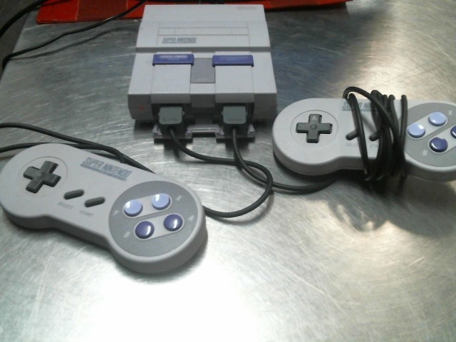 Mini super nes avec acc