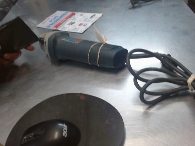 Grinder bosch filaire