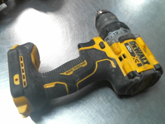 Drill driver dewalt