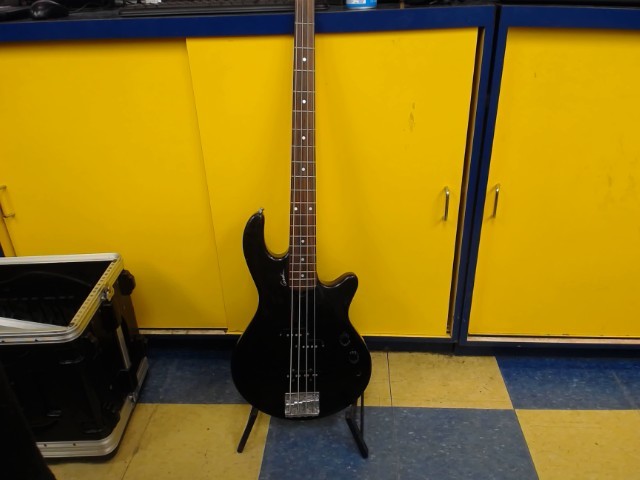 Bass guitar noir marche bien
