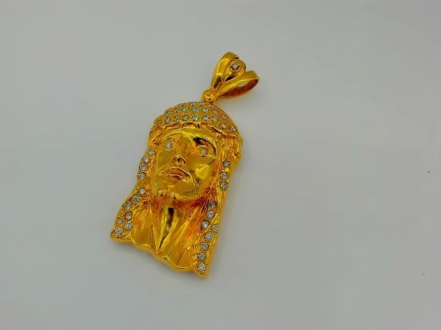 BRELOQUE JESUS EN OR 10KT