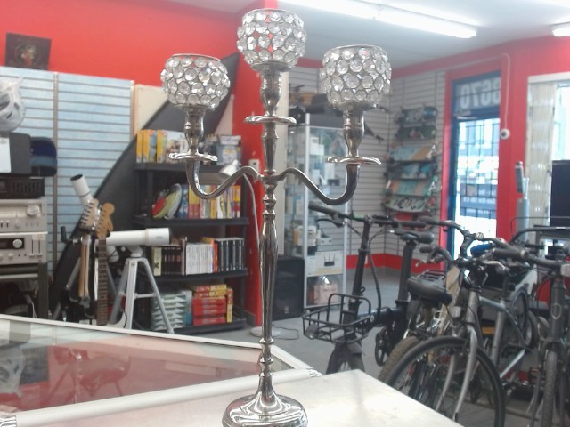 Chandelier sur pied