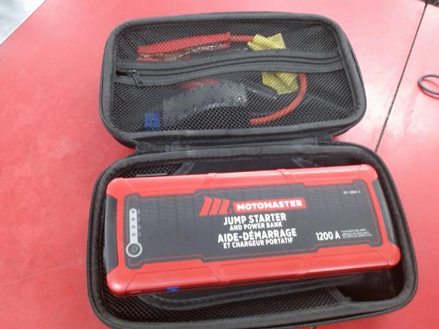 Booster intelligent 1200amp +pinces+etui