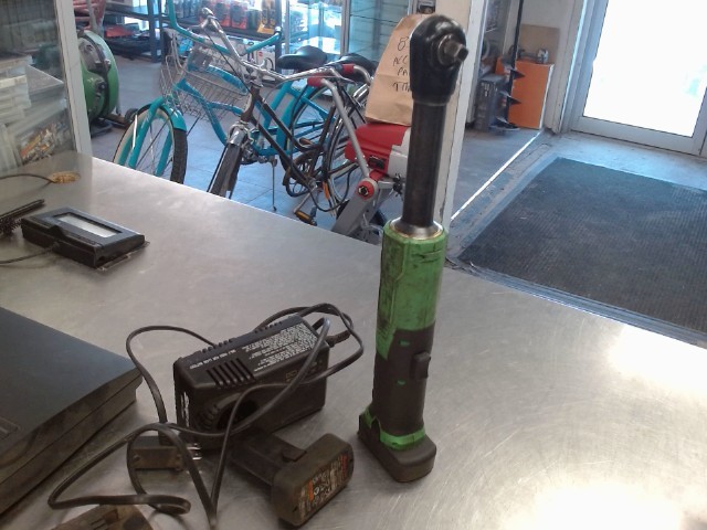 Kit ratchet long head +2bat+charger