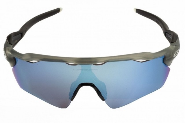 Lunette oakley montagne