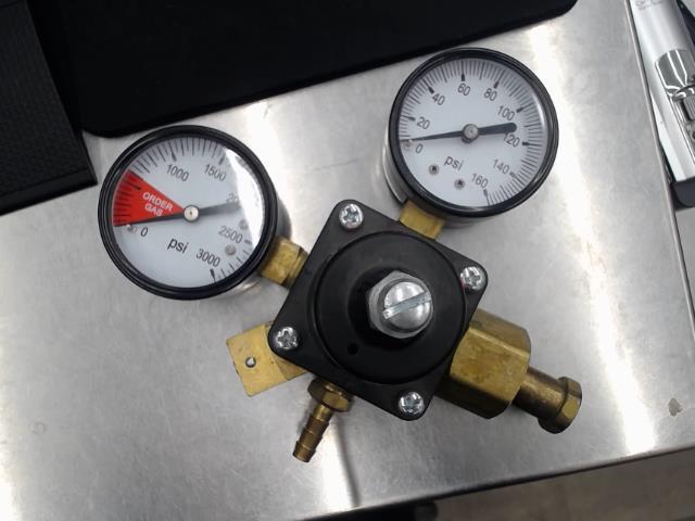 Gas regulator