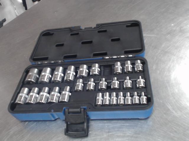 Kit box(miss 1)dcase