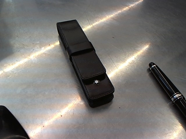 Pochette pour fountain pen montblanc