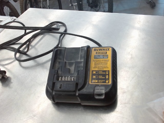 Chargeur dewalt 12v/20v max lithium ion