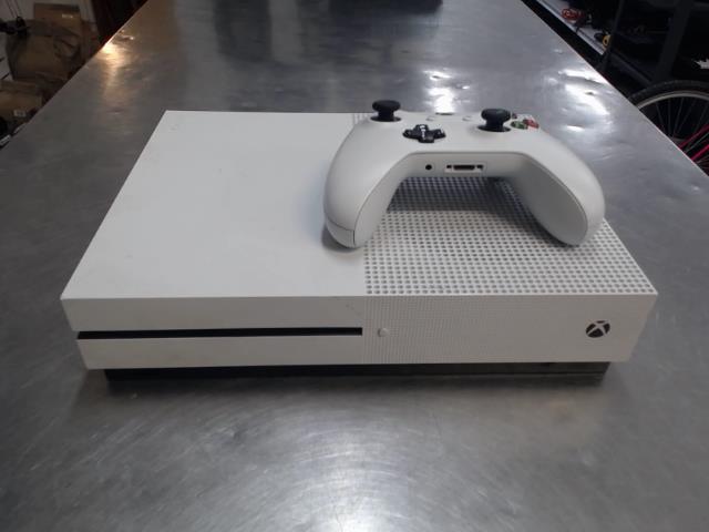 Xbox one s + man + fil 1tb