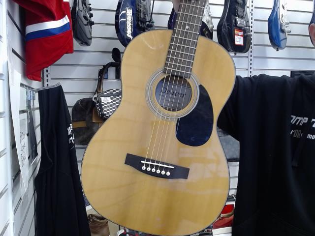 Guitage acoustique taille junior