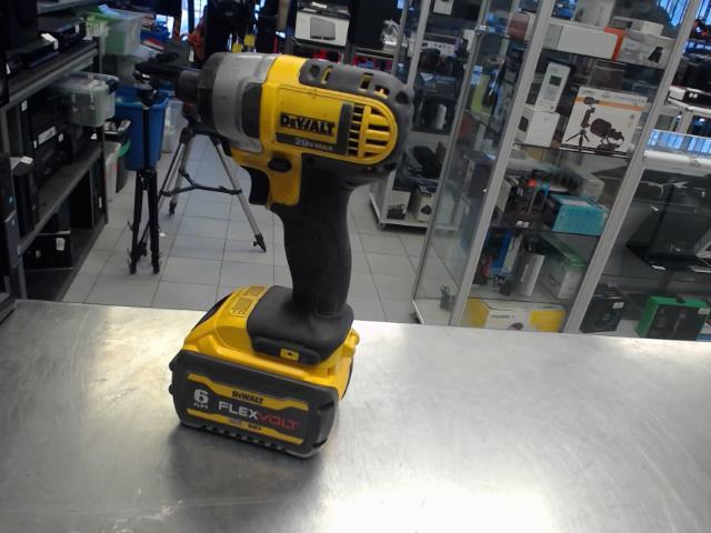Impact dewalt avec batterie