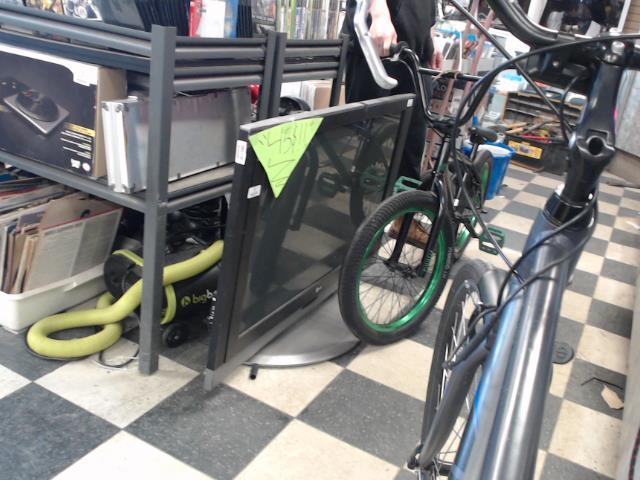 Bxm noir rim vert