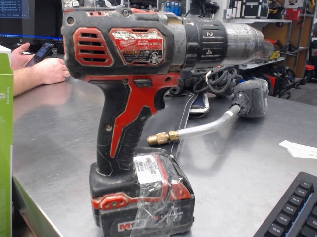 Hammerdrill milwaukee avec batterie