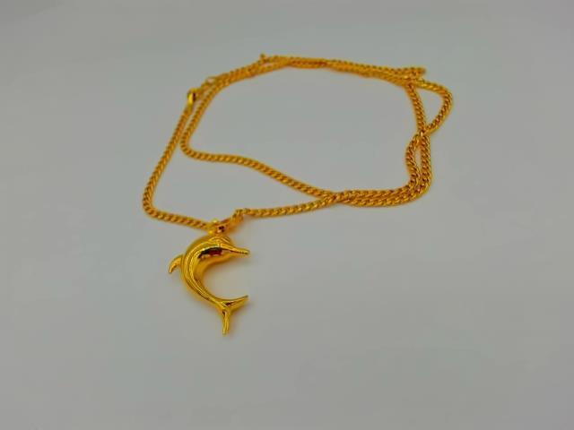 CHAINE EN OR 18KT AVEC PEND 