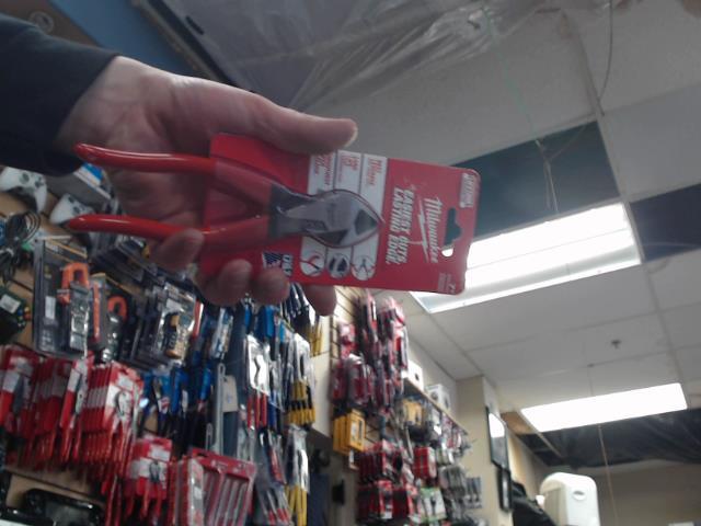 Pliers