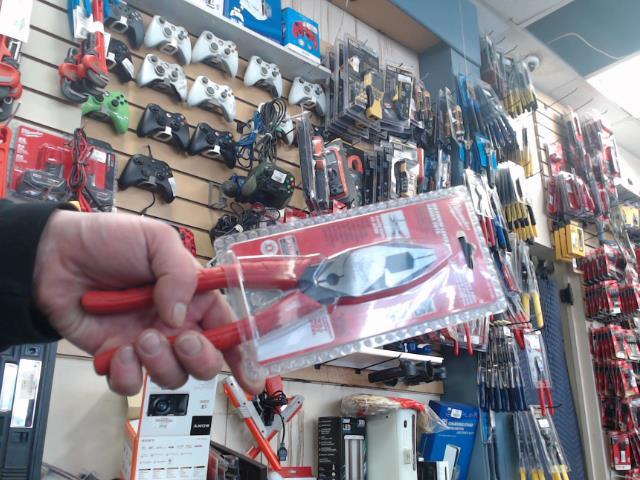 Plier