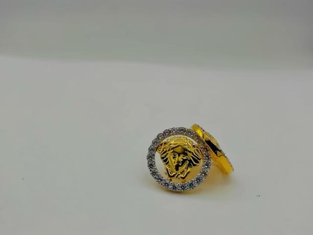 BOUCLES D OREILLES EN OR 10KT NEW