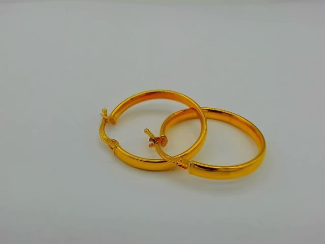 BOUCLES D OREILLES EN OR 18KT