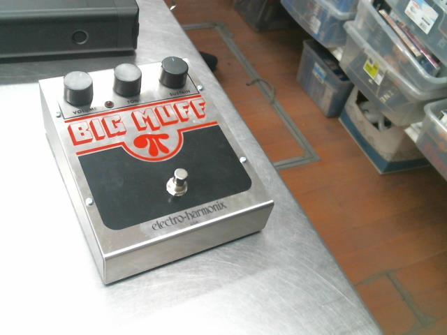Pedales electro-harmonix