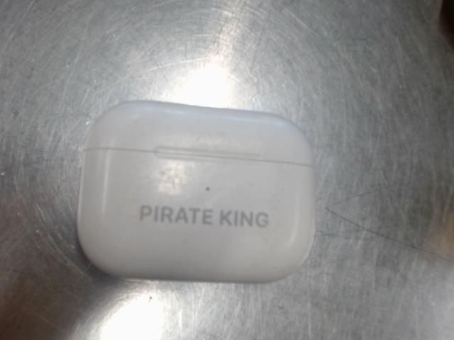 Airpods pro used no rubber pirate king