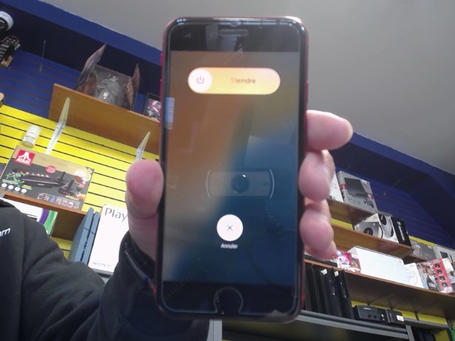 Iphone se 2ieme generation pile 80% 32go
