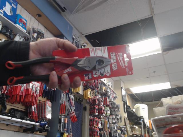 Plier