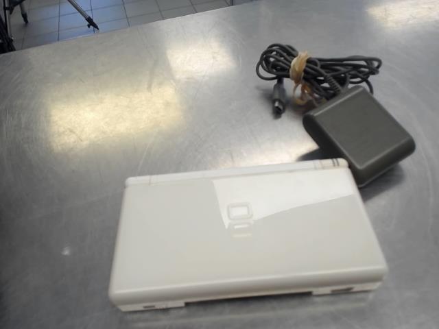 Nintendo ds + chargeur