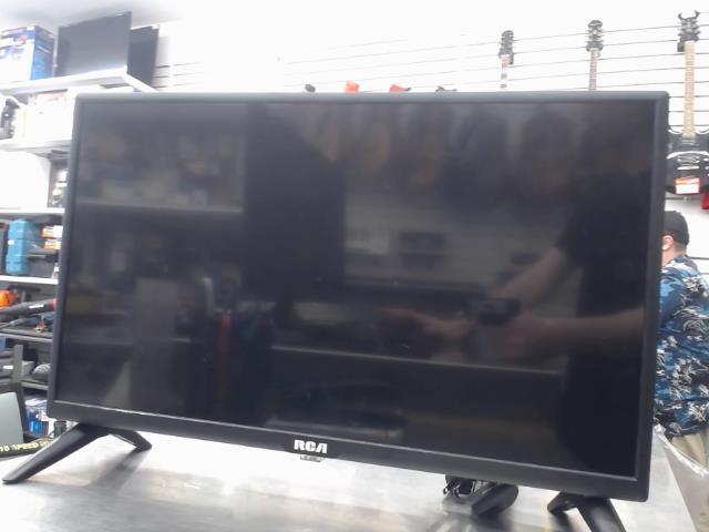 Tv avec manette et dvd