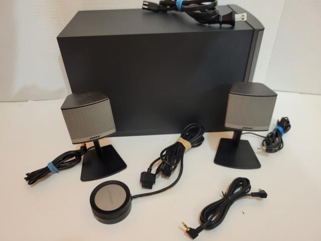 Speaker bose 35 $ deja acheter veux pawn