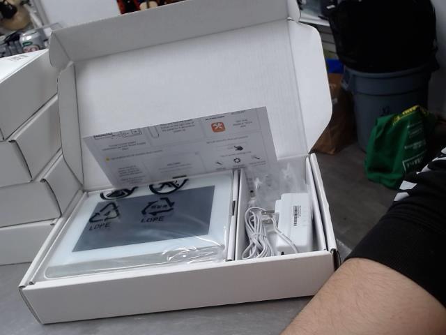 Systme de scurit                qp402