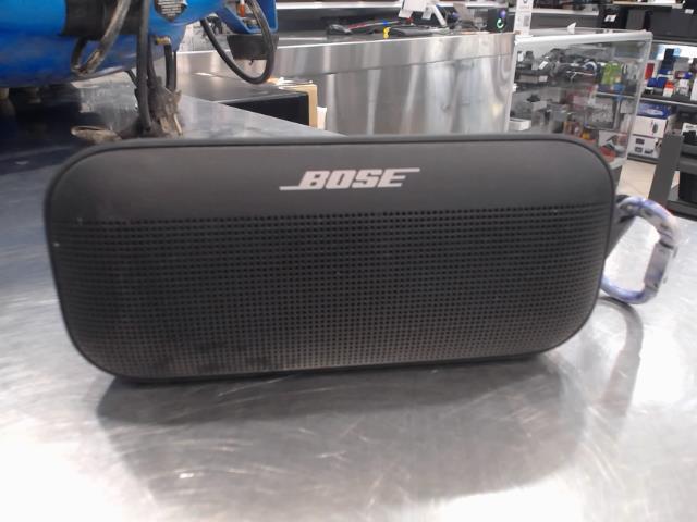 Speaker flex