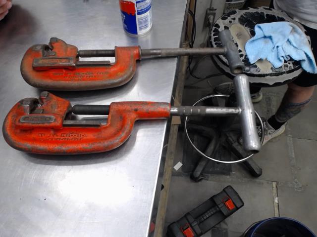 Heavy dutty pipe cutter 1/8