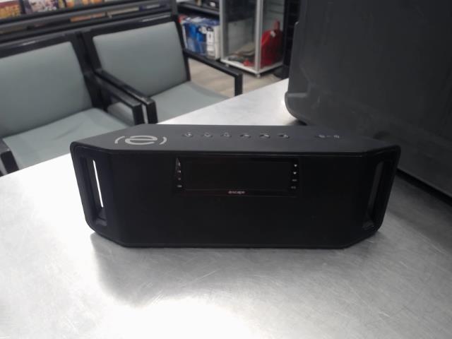 Speaker bluetooth