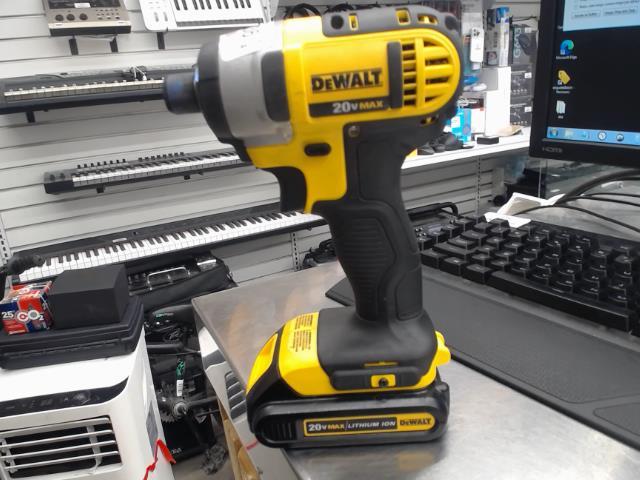Impact drill with battery