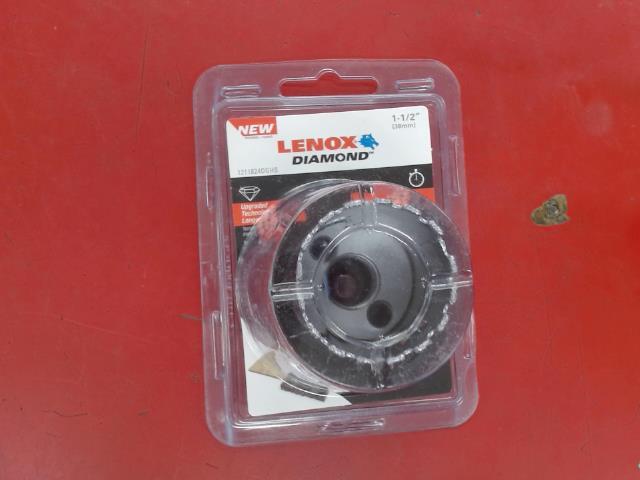 Scie-cloche 1-1/2po (38mm) neuf/new