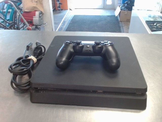 Ps4 slim+man+fils