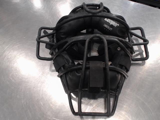 Vieux casque de baseball