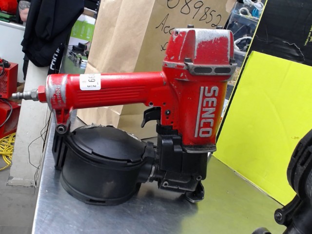 Roofing nailer