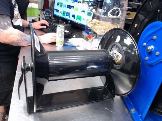 Air hose reel