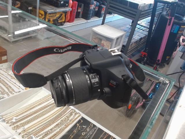 Camera digital canon rebel t7 + case/acc